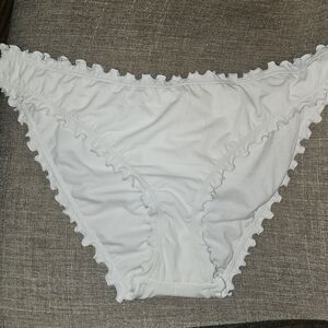 Women's White Ruffled Bikini Bottom Shade & Shore Size L